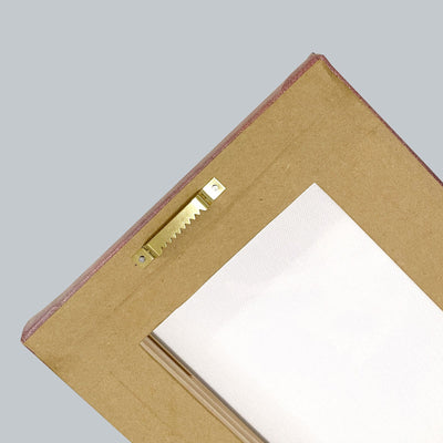 Umetnička slika ​Devojka sa braon minđušama na platnu - NS Canvas Shop